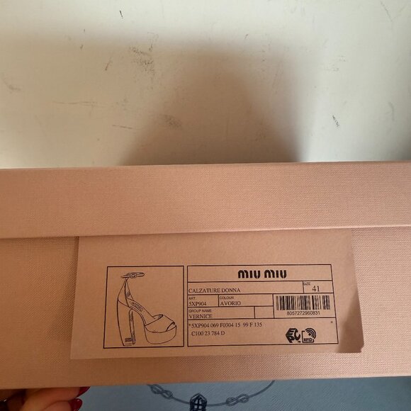 NWT Miu Miu Platform Sandals Beige Patent Leather Block High Heels Sz 41 - Picture 4 of 9